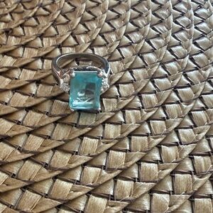 Elegant Silver and Blue Gemstone Ring